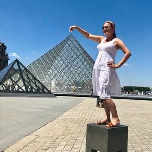 Meet your Posher, Deborah